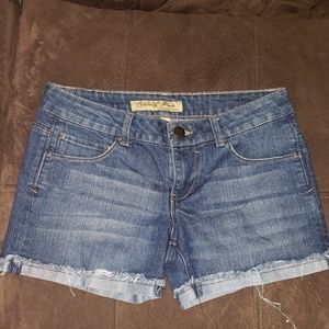 Woman shorts